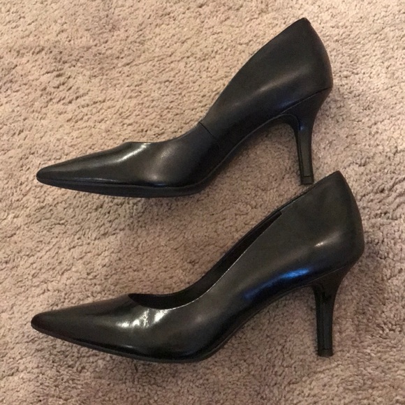 LIKE NEW Alfani Step N Flex Jeules Pumps - Picture 3 of 5